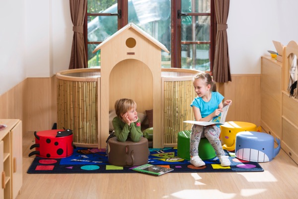 Indoor Spielhaus, inkl. Matratze