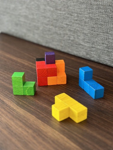 [102028] Soma Würfel - 7 Holz-Einzelteile